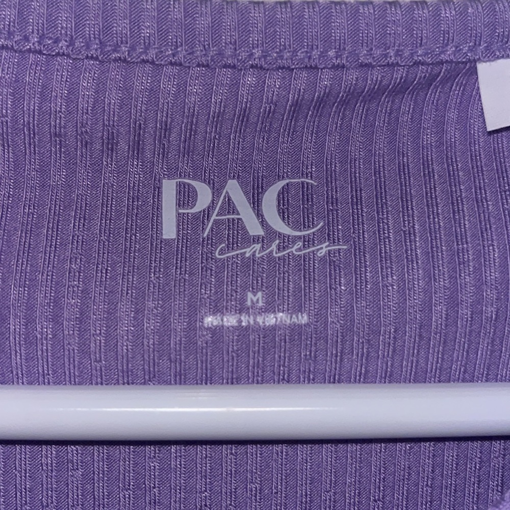 PacSun | Cropped Ribbed Keyhole Top - Picture 3 of 7